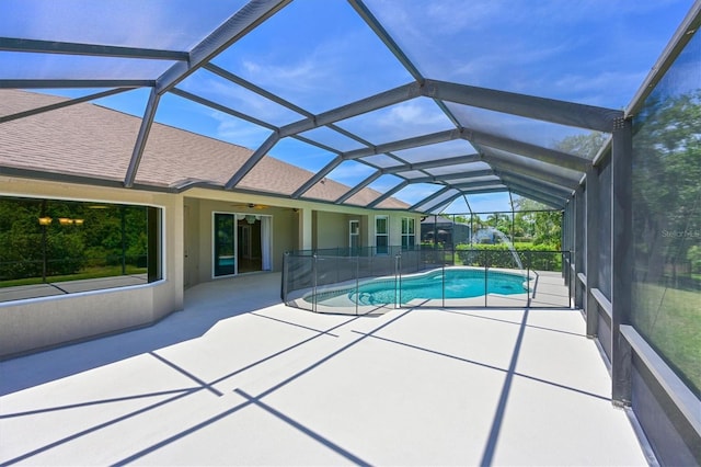 15518 29th St E, Parrish, FL 34219 - swimming pool featuring a patio, a ceiling fan, and glass enclosure