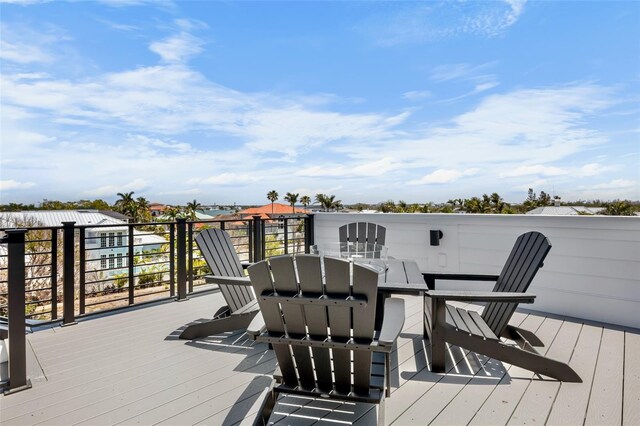 723 S Blvd Of The Presidents, Sarasota, FL 34236 - view of wooden terrace