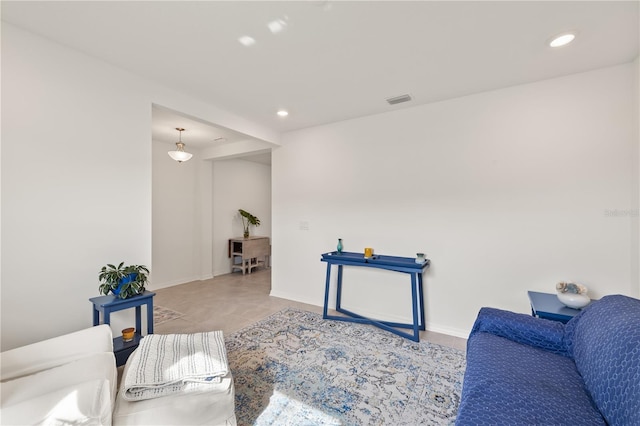 9725 Last Light Gln, Parrish, FL 34219 - living area with recessed lighting and baseboards