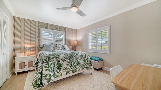 4861 Waterbridge Down, Sarasota, FL 34235 - bedroom featuring wood finished floors, crown molding, and a ceiling fan