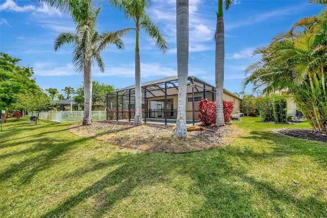 14315 Tree Swallow Way, Lakewood Ranch, FL 34202 - view of yard with glass enclosure
