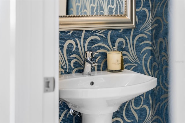 111 S Pineapple Ave Unit 716, Sarasota, FL 34236 - bathroom featuring a sink