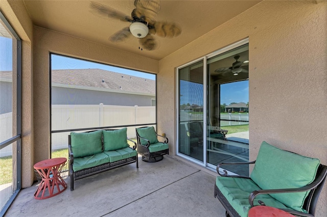 7822 110th Ave E, Parrish, FL 34219 - sunroom featuring a ceiling fan