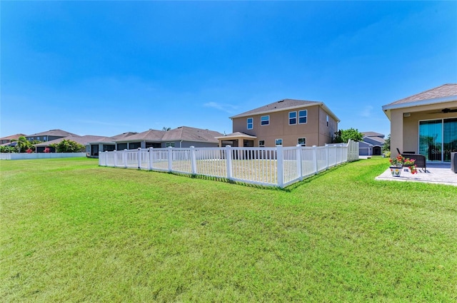 7822 110th Ave E, Parrish, FL 34219 - view of yard featuring fence, a patio, and a residential view