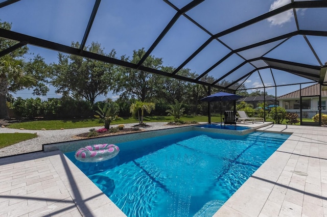 14210 9th Ter NE, Bradenton, FL 34212 - swimming pool featuring a patio area and glass enclosure