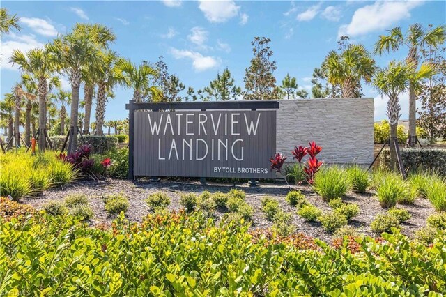 view of community / neighborhood sign
