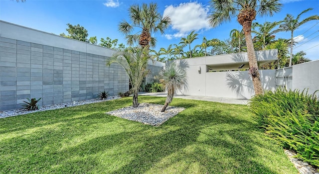 view of yard with fence