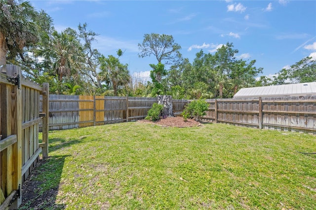 2537 Ashton Rd, Sarasota, FL 34231 - view of yard featuring a fenced backyard