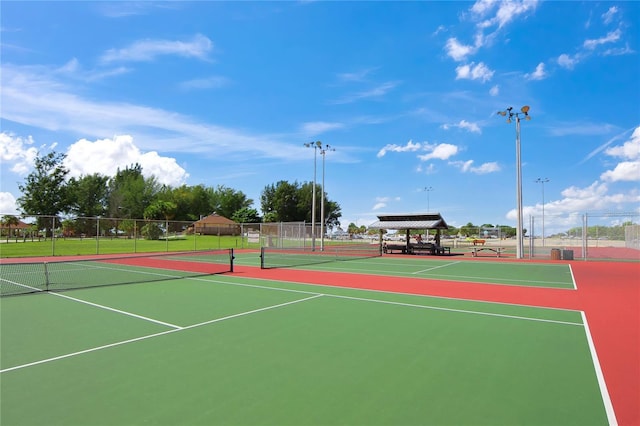 2537 Ashton Rd, Sarasota, FL 34231 - view of sport court with community basketball court and fence