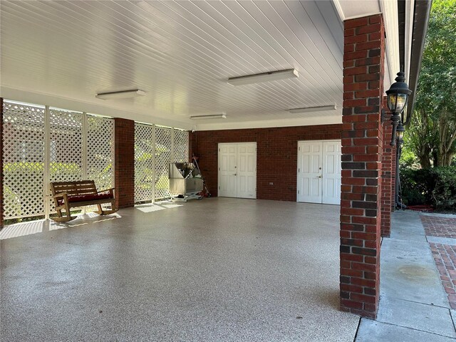 708 E Main St, Wauchula, FL 33873 - view of garage