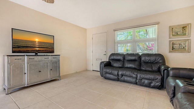 2259 Pueblo Ln Unit V38, Sarasota, FL 34231 - living room featuring light tile patterned flooring and baseboards