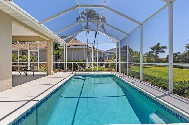 12014 Beeflower Dr, Lakewood Ranch, FL 34202 - pool featuring a patio area, a lanai, and a yard