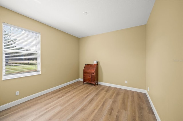 9106 Yarberry St, Sarasota, FL 34240 - spare room with light wood-style flooring and baseboards