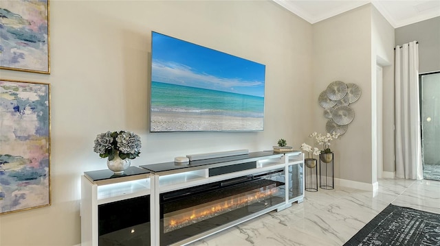 7889 Mainsail Ln, Sarasota, FL 34240 - detailed view of crown molding and baseboards
