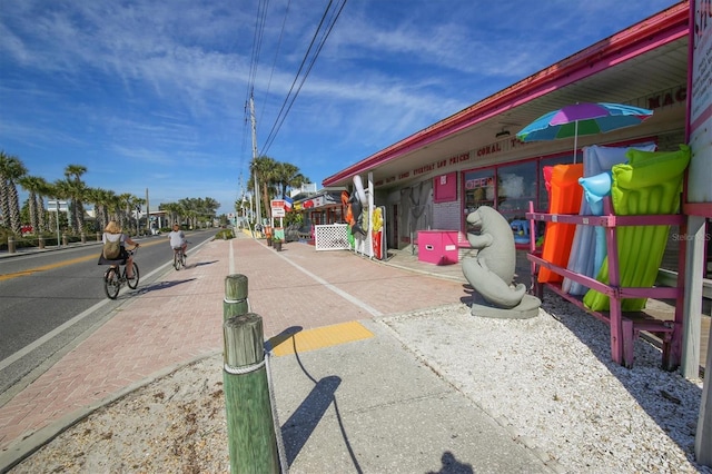 2918 Avenue Ave E, Holmes Beach, FL 34217 - surrounding community