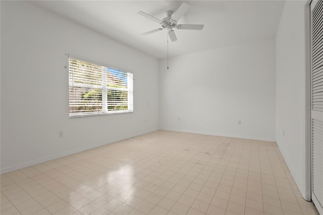 4180 Via Mirada, Sarasota, FL 34238 - unfurnished bedroom featuring baseboards, a ceiling fan, and a closet