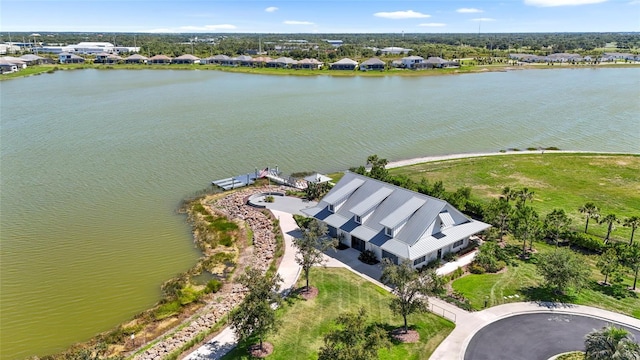 8229 Grande Shores Dr, Sarasota, FL 34240 - aerial view of a large body of water