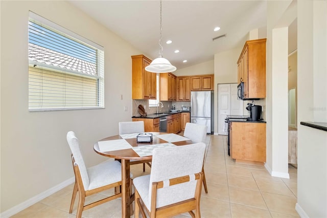 6519 43rd Ct E, Sarasota, FL 34243 - dining area with baseboards, recessed lighting, light tile patterned floors, and visible vents