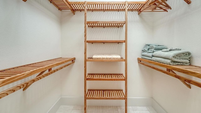 345 Madison Dr, Sarasota, FL 34236 - view of spacious closet