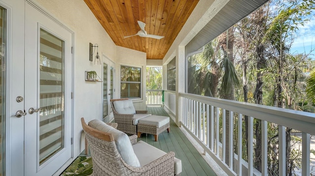 345 Madison Dr, Sarasota, FL 34236 - sunroom / solarium featuring a ceiling fan