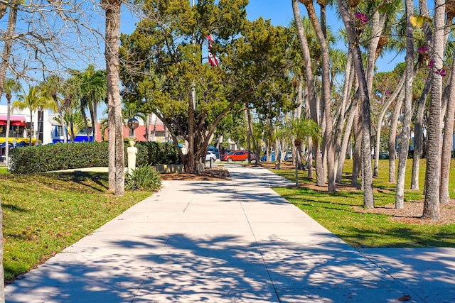 345 Madison Dr, Sarasota, FL 34236 - view of home's community featuring a lawn