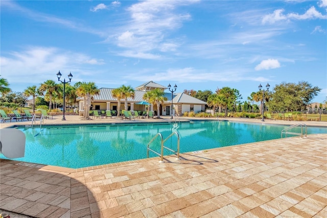 4515 Roycroft Ter, Parrish, FL 34219 - community pool with a patio area
