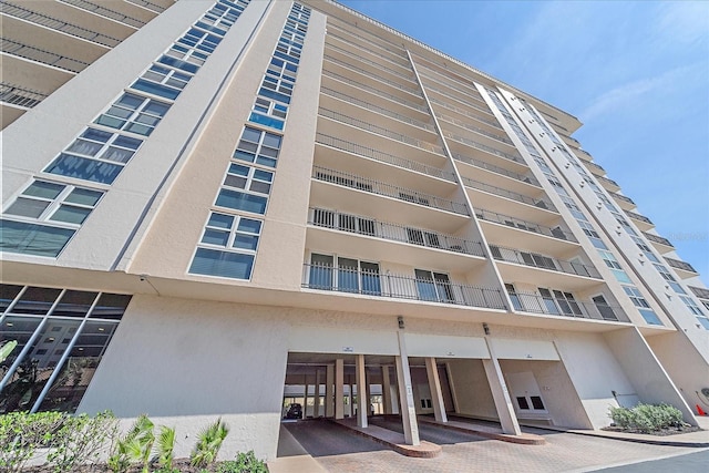 1212 Benjamin Franklin Dr Unit 306, Sarasota, FL 34236 - view of building exterior