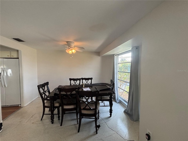 4411 Dolphin Ln, Palmetto, FL 34221 - dining area featuring ceiling fan and visible vents