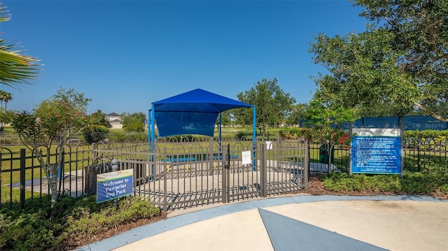 12133 Forest Park Cir, Bradenton, FL 34211 - view of community