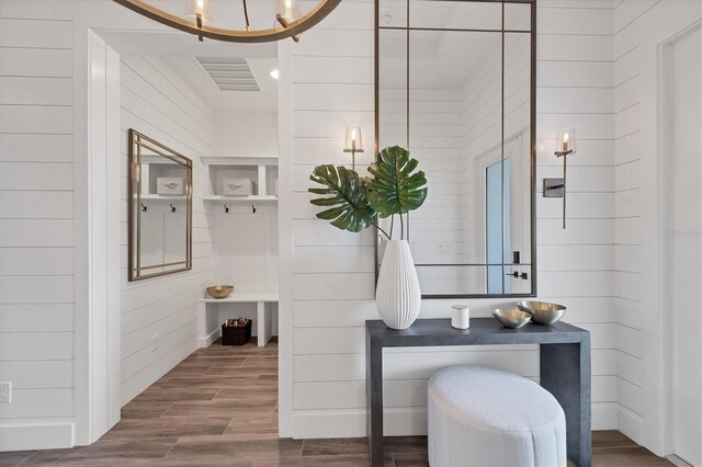 8195 Redonda Loop, Lakewood Ranch, FL 34202 - mudroom featuring wood finished floors