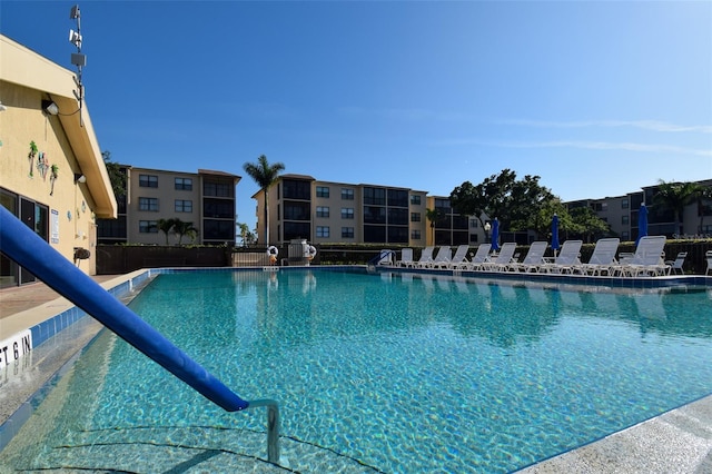 625 30th Ave W Unit G210, Bradenton, FL 34205 - view of community pool