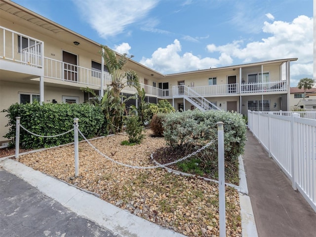340 Base Ave E Unit 314, Venice, FL 34285 - view of home's community with fence