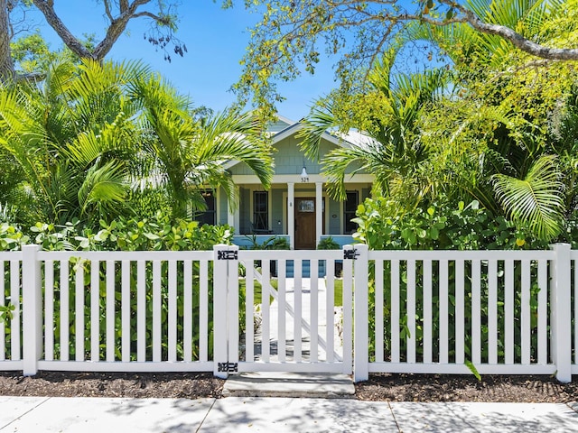 324 Julia Pl, Sarasota, FL 34236 - photo 2