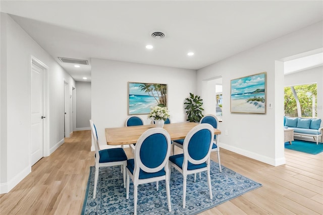 1680 Lemon Bay Dr, Venice, FL 34293 - dining area featuring light wood-style flooring, baseboards, and recessed lighting