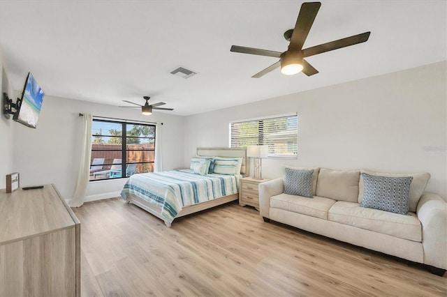 2301 Cass St, Sarasota, FL 34231 - bedroom featuring light wood-style floors, ceiling fan, and visible vents