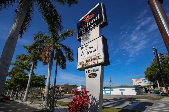 2301 Cass St, Sarasota, FL 34231 - view of details