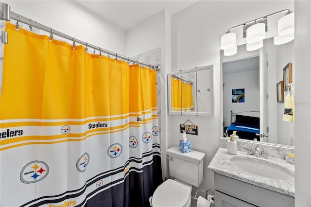 10819 Wicker Park Pl, Palmetto, FL 34221 - full bathroom featuring a shower with curtain, vanity, toilet, and ensuite bath