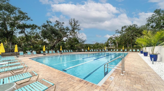 3984 Lyndhurst Ct, Sarasota, FL 34235 - pool with fence and a patio area