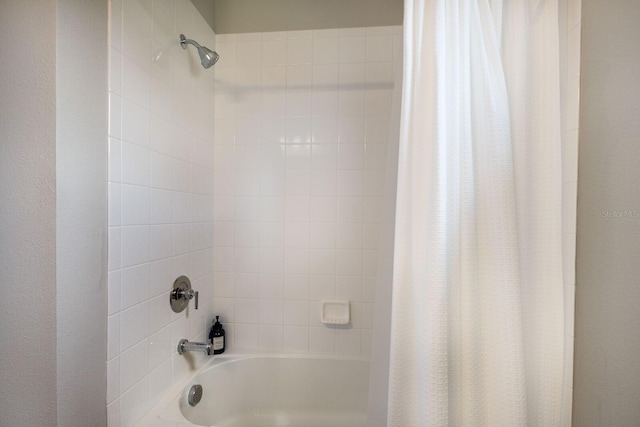 4815 Deep Creek Ter, Parrish, FL 34219 - full bath with shower / bath combination with curtain