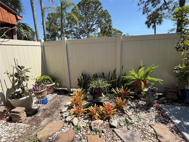 2058 Sunset Point Rd Unit 11, Clearwater, FL 33765 - view of yard