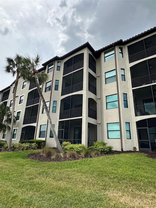 view of building exterior