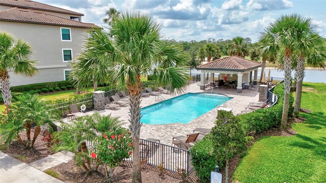 17118 Vardon Ter Unit 304, Bradenton, FL 34211 - community pool with a gazebo and a patio area
