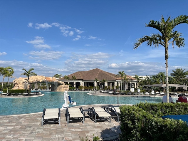 17118 Vardon Ter Unit 304, Bradenton, FL 34211 - community pool with a patio