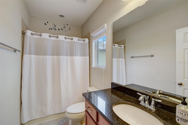 6001 Anise Dr, Sarasota, FL 34238 - full bath with vanity, toilet, and shower / tub combo
