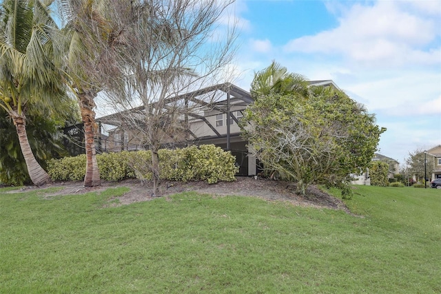 6001 Anise Dr, Sarasota, FL 34238 - view of yard featuring a lanai