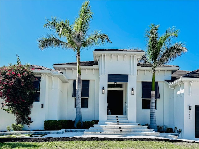 1643 Stanford Ln, Sarasota, FL 34231 - view of front of house with stucco siding