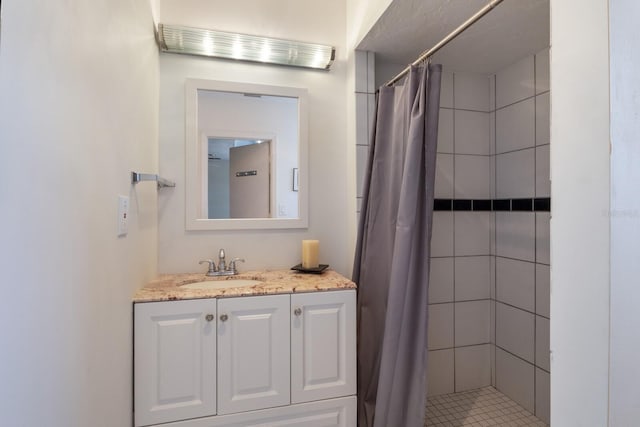 2723 59th St, Sarasota, FL 34243 - full bath with vanity and a tile shower