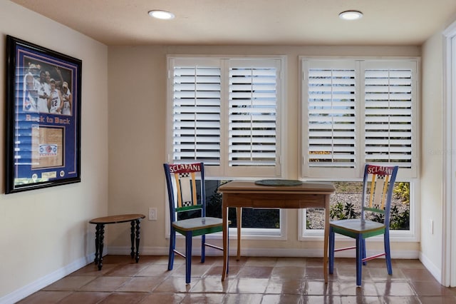2723 59th St, Sarasota, FL 34243 - living area with baseboards and recessed lighting