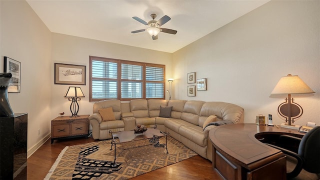 2185 Gulf Of Mexico Dr Unit 243, Longboat Key, FL 34228 - living room featuring a ceiling fan, wood finished floors, baseboards, and vaulted ceiling