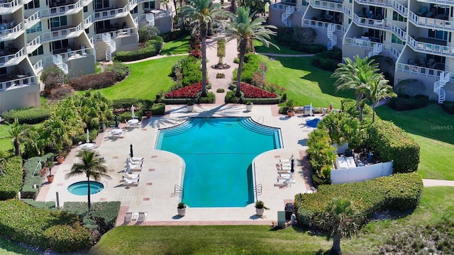 2185 Gulf Of Mexico Dr Unit 243, Longboat Key, FL 34228 - view of community pool